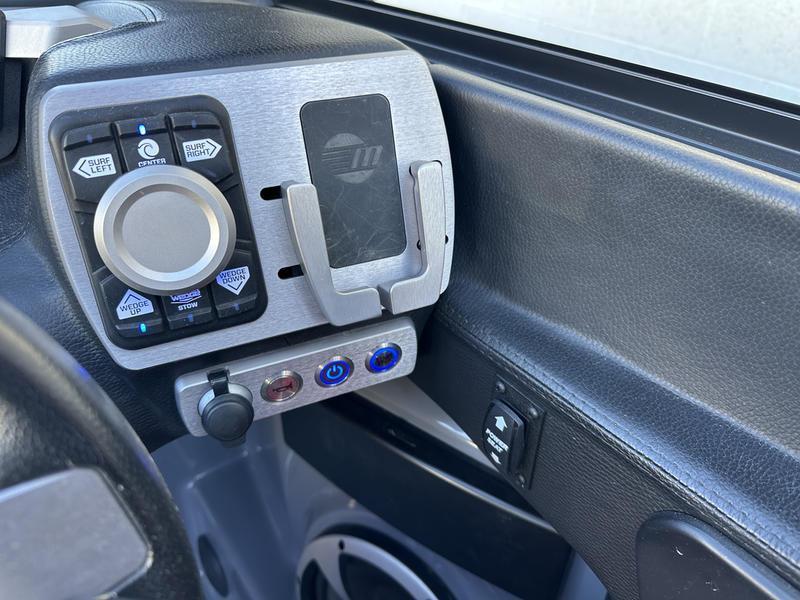 2021 Malibu 23 MXZ