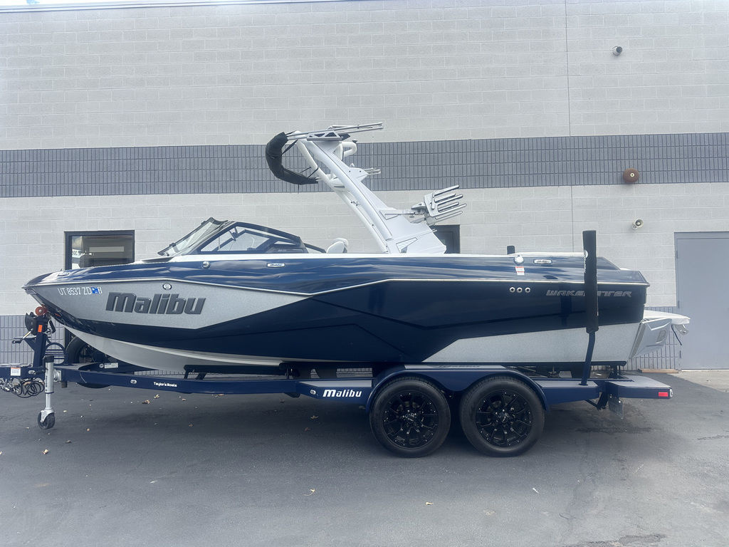 boat.Title