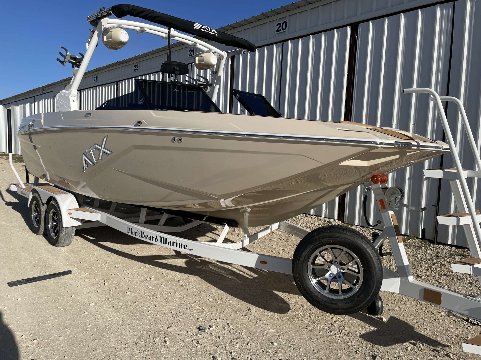 boat.Title