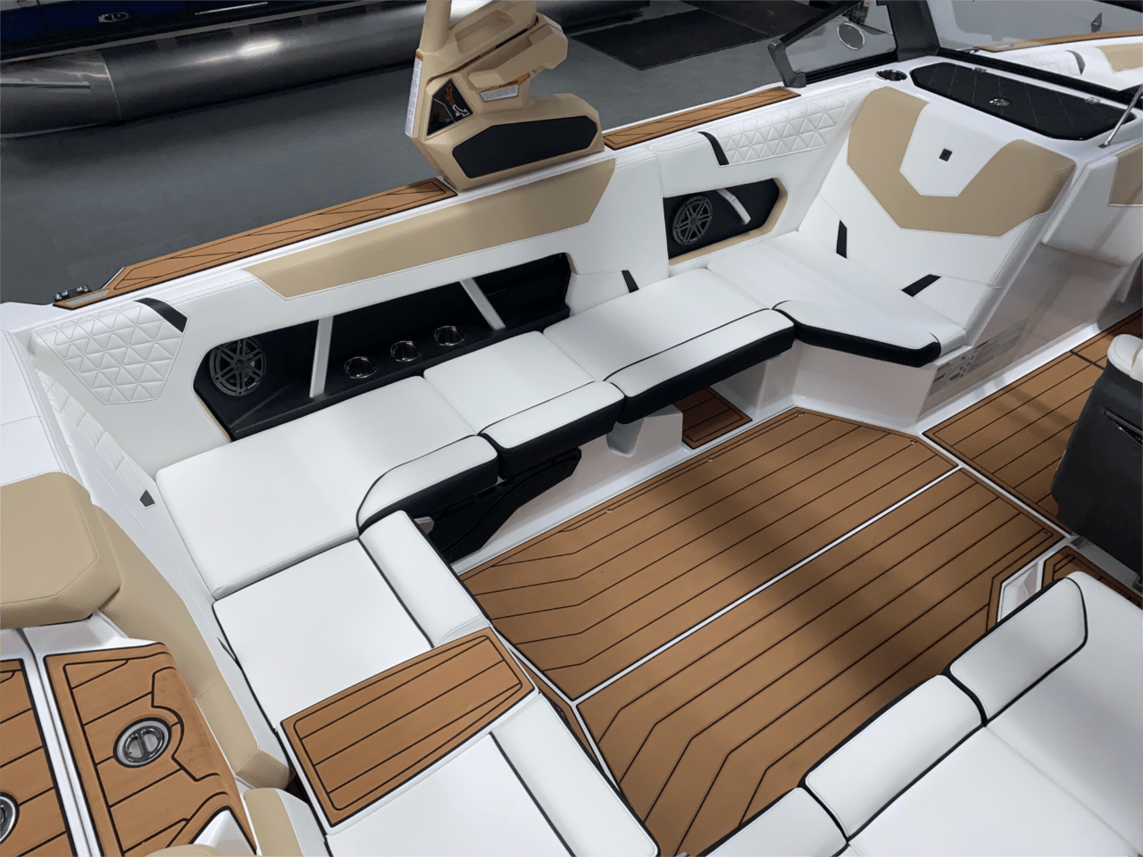2025 Nautique GS22