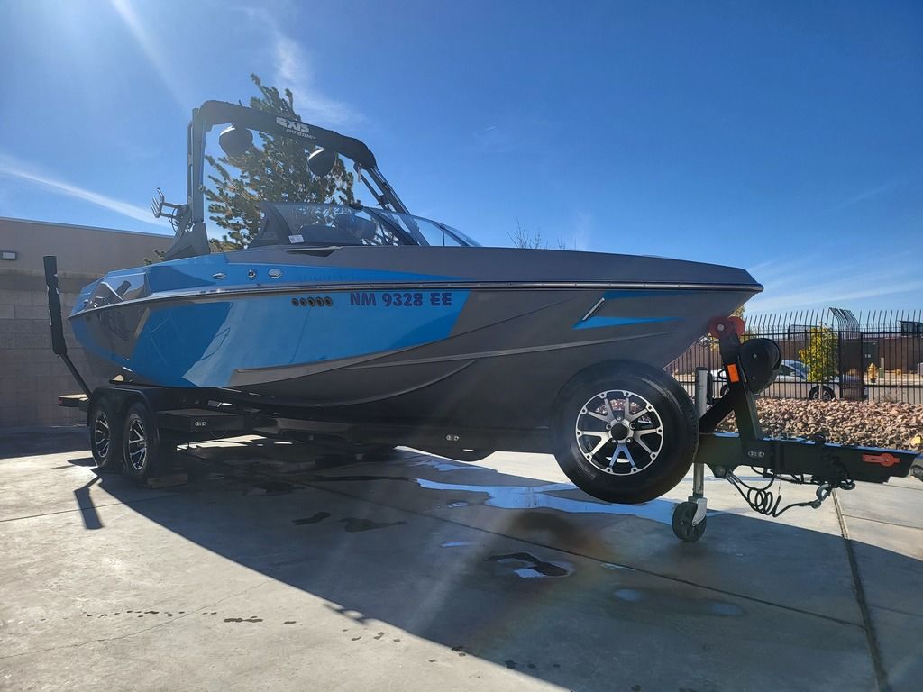 2020 Axis Wake Research T22