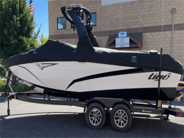 2024 TIGE Z3 23.5 foot wavemaker