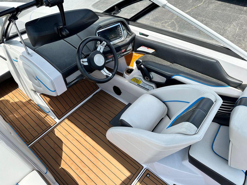 2014 Nautique G25