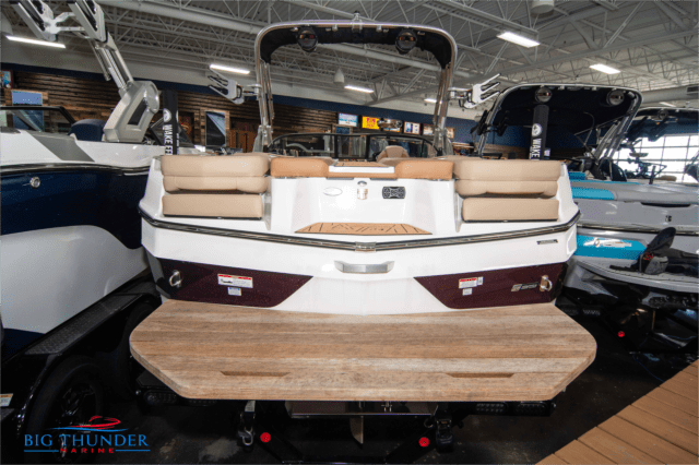 2024 MasterCraft XT24