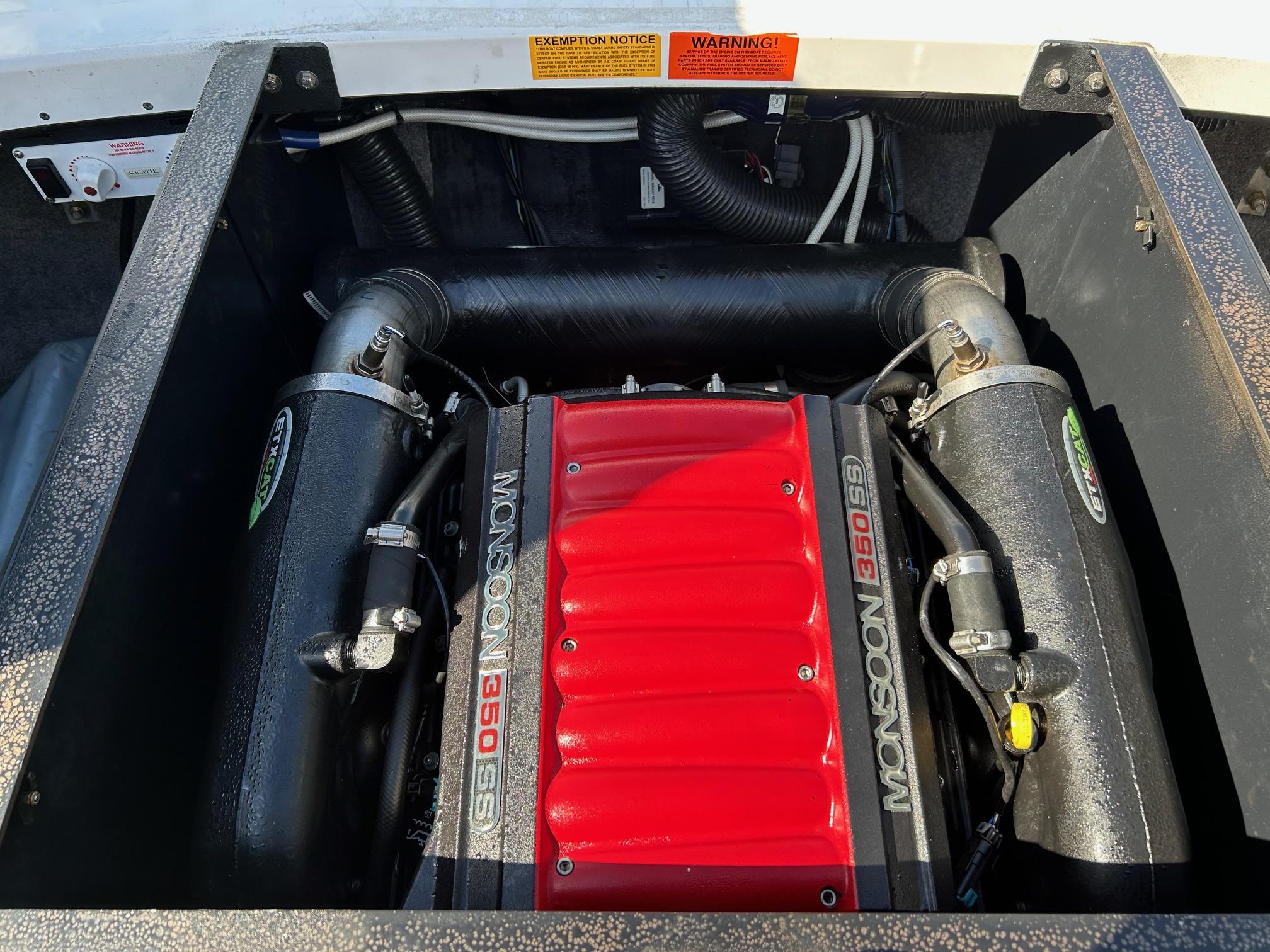 2013 Malibu 20 VTX Wakesetter