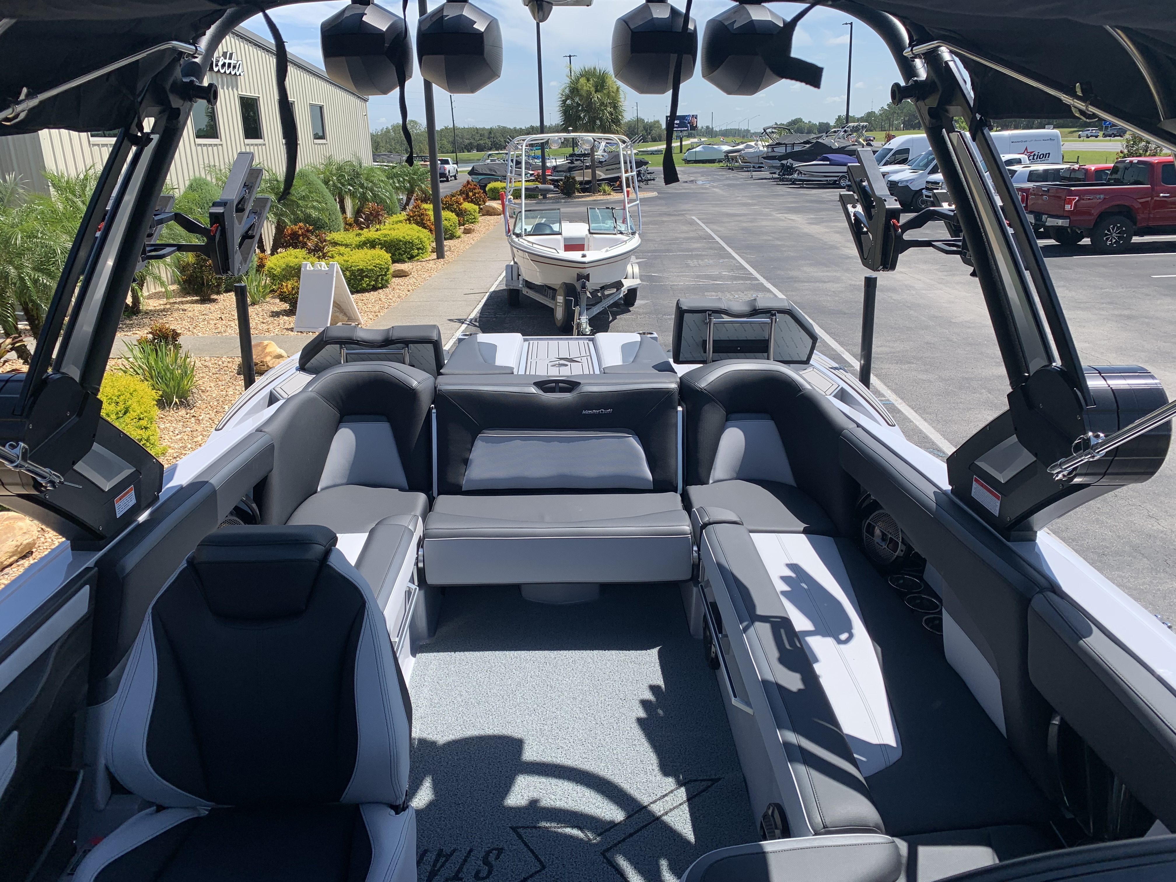 2022 MasterCraft XSTAR S