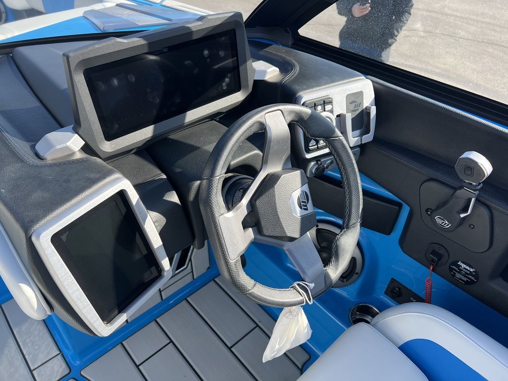 2021 Malibu Boats 24 MXZ
