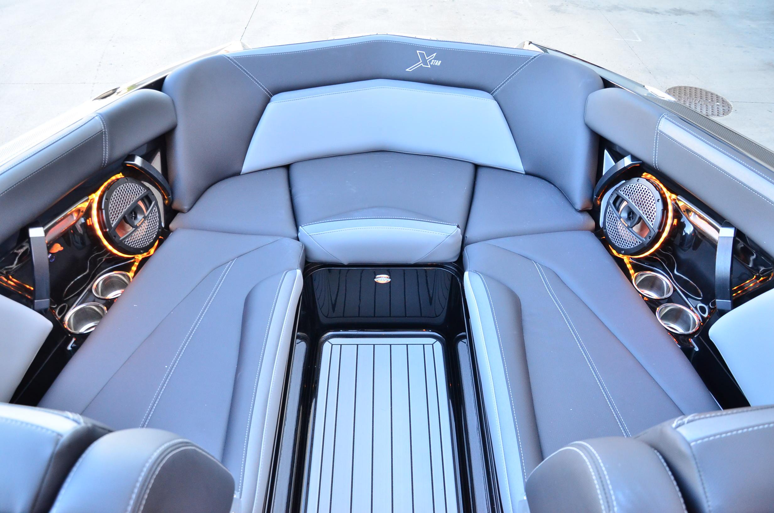 2024 MasterCraft XstarS – Ilmor 6.2 SuperCharged, LOADED! 2024 Model Year End Clearance!