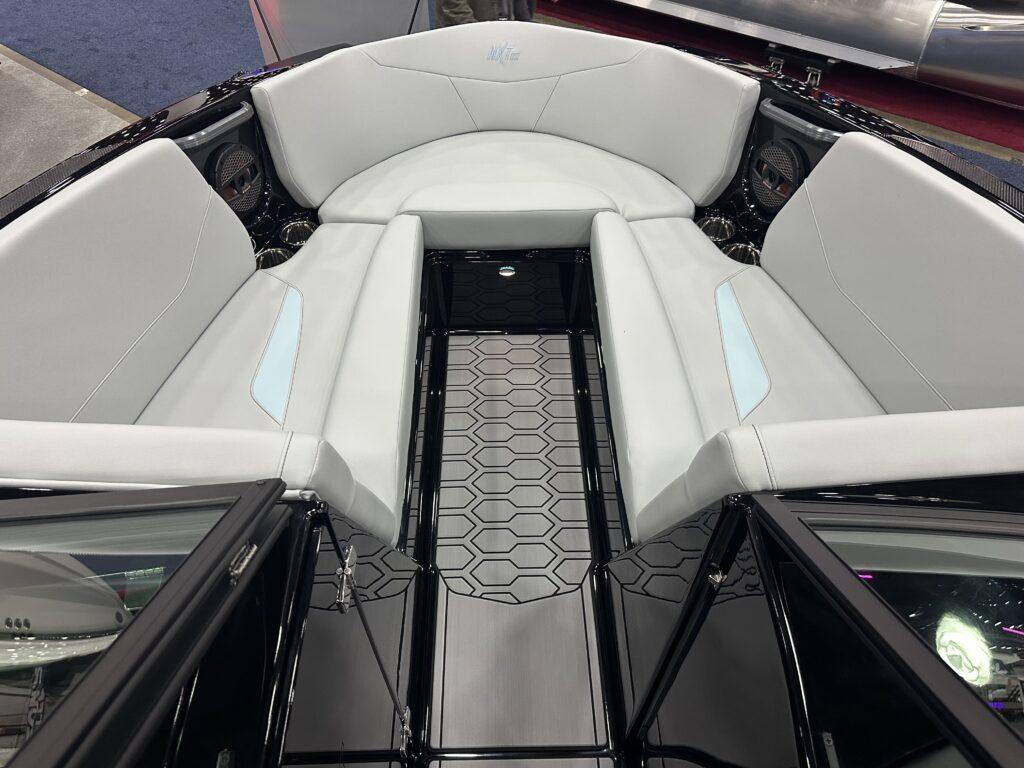 2025 MasterCraft NXT23