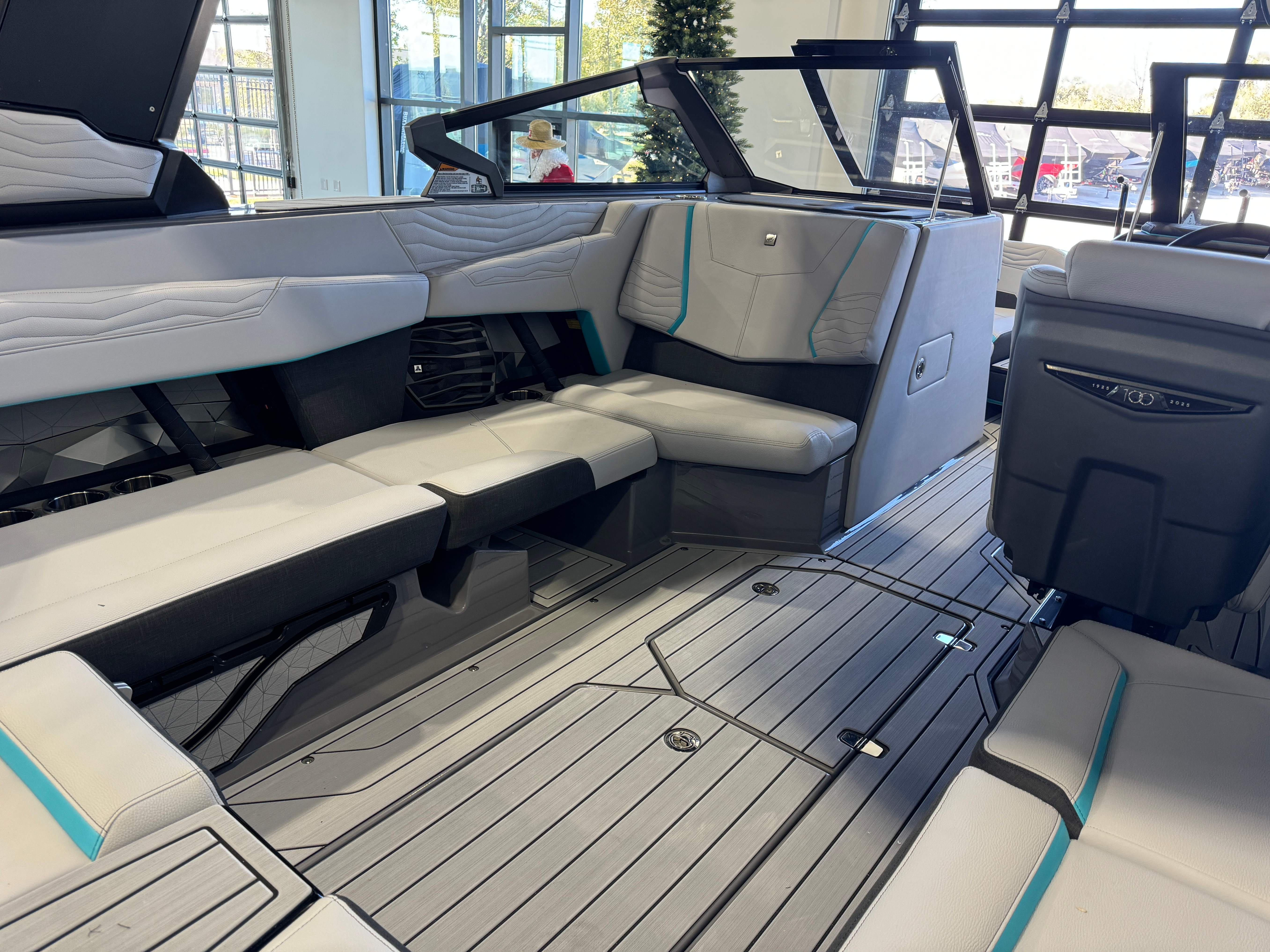 2025 Nautique Super Air Nautique G23