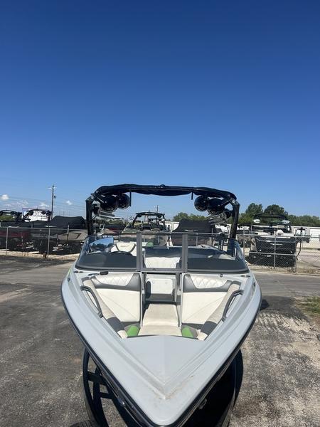 boat.Title