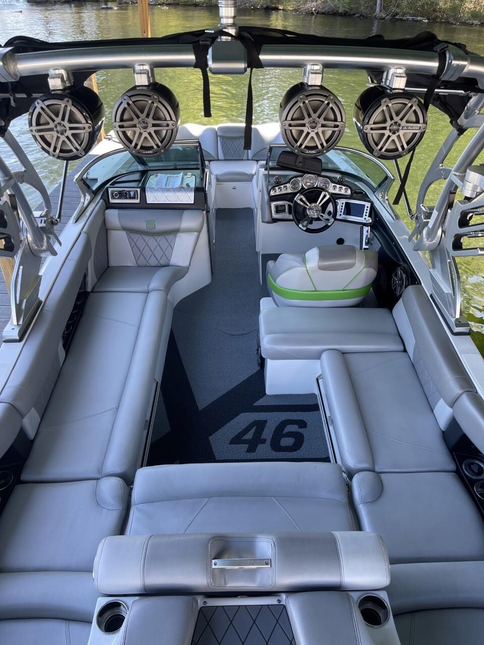 2015 MasterCraft X46