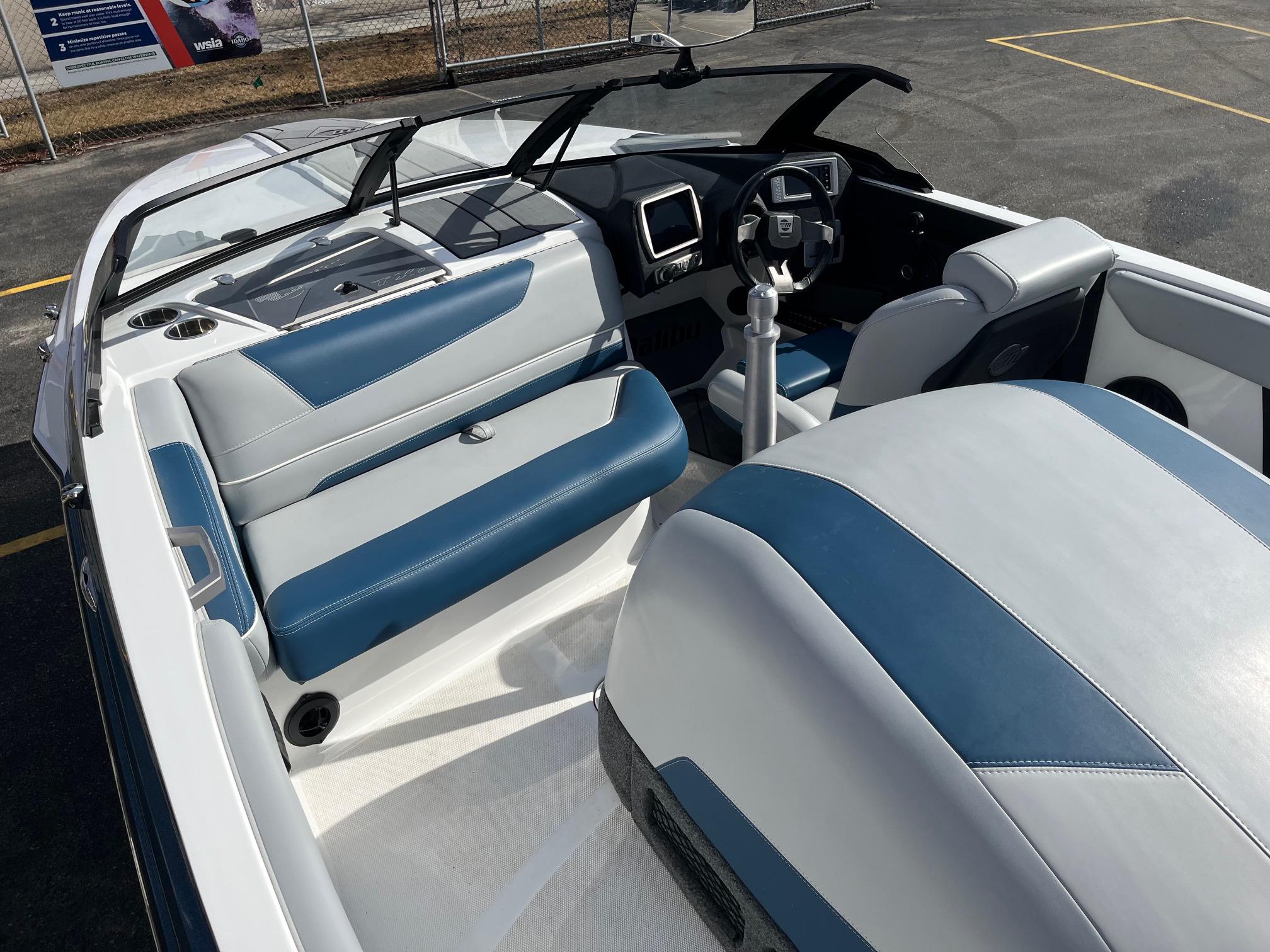 2024 Malibu Response TXi MO CB DEMO