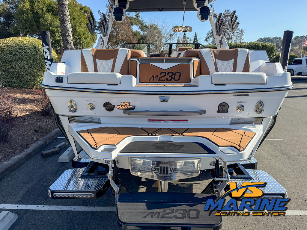 2025 Malibu Boats M230
